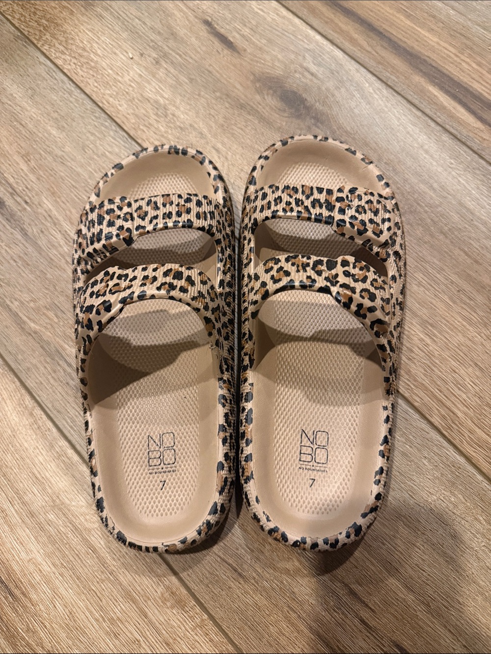 Women’s Leopard Print Comfort Slide Sandals - Beige
